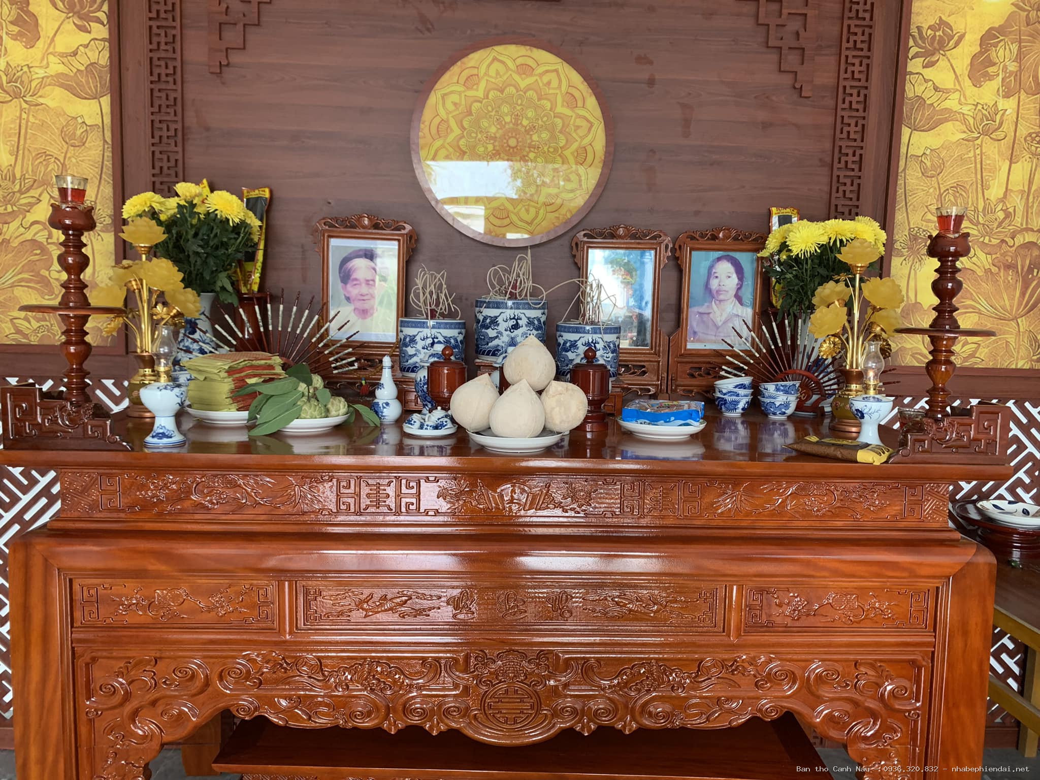 Bàn thờ hiện đại mẫu 1 tại Tây Hồ