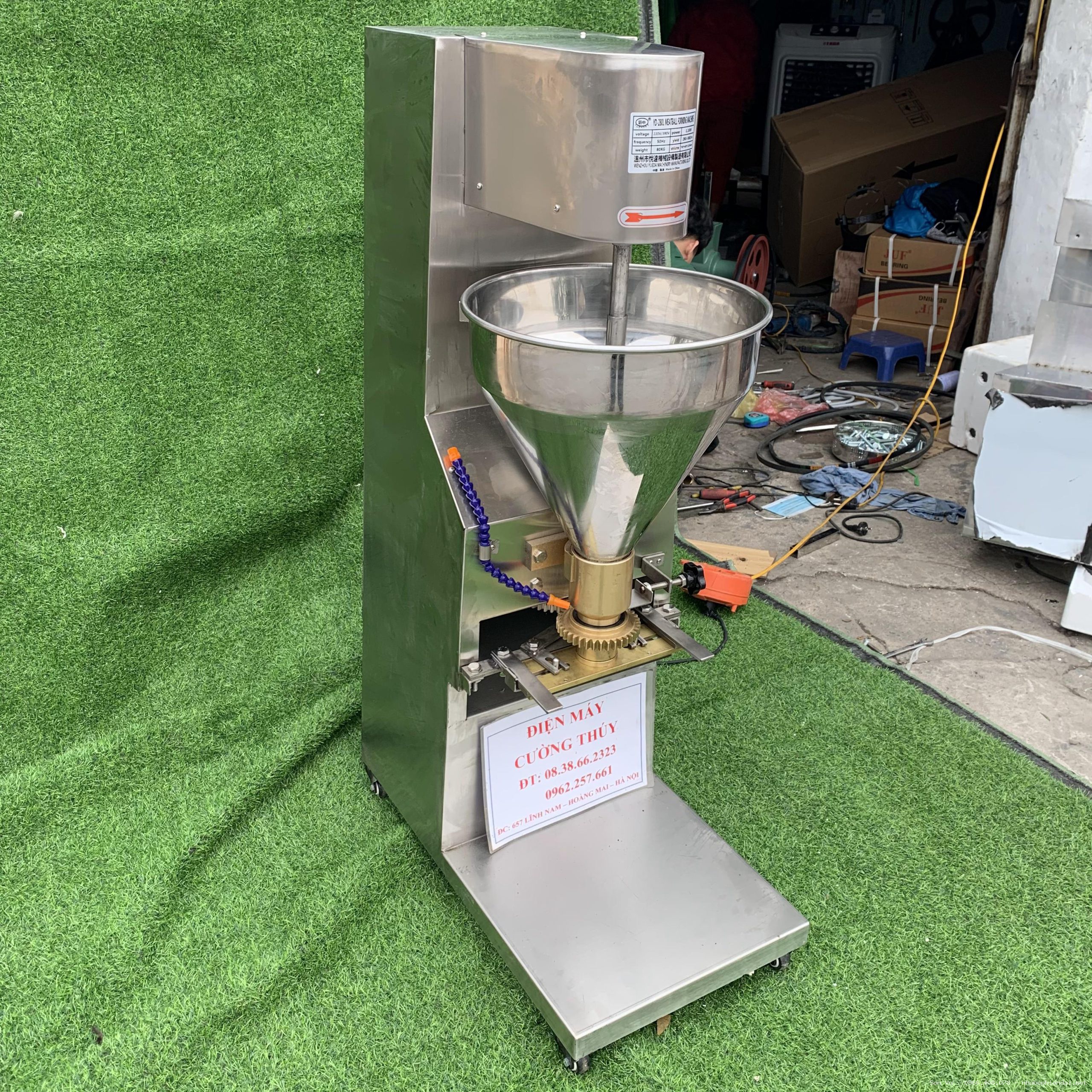 Máy tạo viên mọc tại Hai Bà Trưng