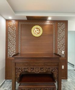 Bàn thờ và tủ cơm