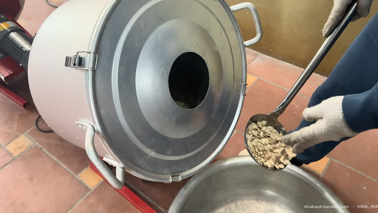 Máy rang hạt bí đảo tự động 10kg - Hình 1 Máy rang hạt bí đảo tự động 10kg - Hình 1