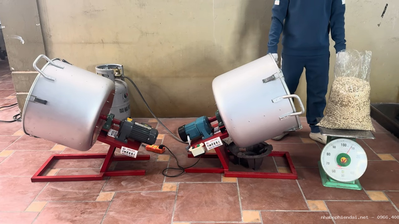 Máy rang hạt bí đảo tự động 10kg - Hình 3 Máy rang hạt bí đảo tự động 10kg - Hình 3