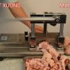 Máy cưa xương lợn, xương bò cắt móng giò nấu giả cầy cực kỳ chất lượng