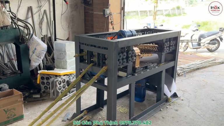 Máy Cạo Vỏ Mía 3 Cây (309) Máy Cạo Vỏ Mía 3 Cây Tự Động Hoàng Gia Cấu Hình Khủng Thử Với 1 Bó Mía 22kg Còn Nguyên Vỏ (3)