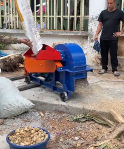 MÁY BĂM DĂM GỖ công suất 15 TẤN/1 giờ, băng tải cấp liệu, vòi phun lên xe hoặc bãi chứa