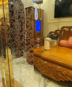 Thang máy lồng kính cao cấp với hệ thống máy kéo và điều khiển nhập khẩu - chi tiết máy 3