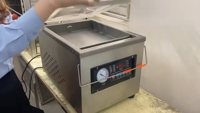 (433) Máy hút chân không mini cho hộ gia đình DZ260 nhỏ tiện dễ dùng _ Cơ khí Viễn Đông (4)