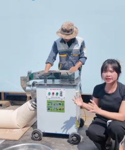 Máy băm nghiền cỏ C300 - chi tiết máy 2