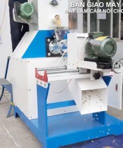 Bàn Giao Máy Đùn Viên Cám Nổi 100K Cho Cá Tới KH Tại Phú Yên