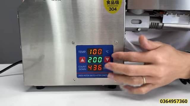 Có Nên Mua Máy Ép Dầu Lạc Mini Cho Gia Đình Hay Không _ Và Ép 1Kg Sẽ Mất Bao Lâu _ (2)