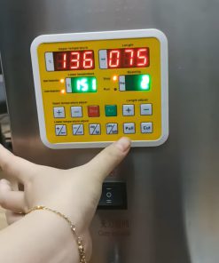 Máy cân định lượng kết hợp máy đóng gói tự động trong sản xuất - chi tiết máy 2