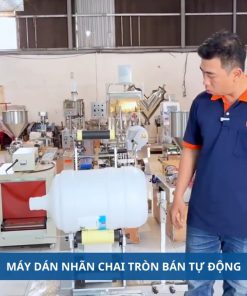Máy dán nhãn chai tròn tự động giải pháp tối ưu dây chuyền đóng gói