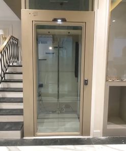 Review Thang Máy Lồng Kính Đổi Màu Cực Đẹp