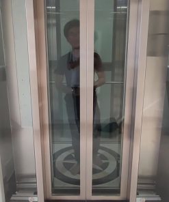 MẪU THANG MÁY GIA ĐÌNH KÍNH KẾT HỢP INOX GƯƠNG VÀNG SANG TRỌNG