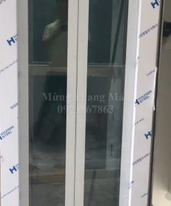 Thang máy vách kính tại khu vực cầu thang bộ - chi tiết máy 3