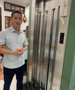 Thang máy kính 350kg đẹp, gọn, tiện lợi tại phố Ngọc Hà