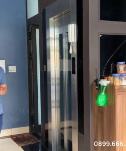 Thang máy khung thép vách kính 450kg cho Shophouse Vinhomes Ocean Park 1 - chi tiết máy 2