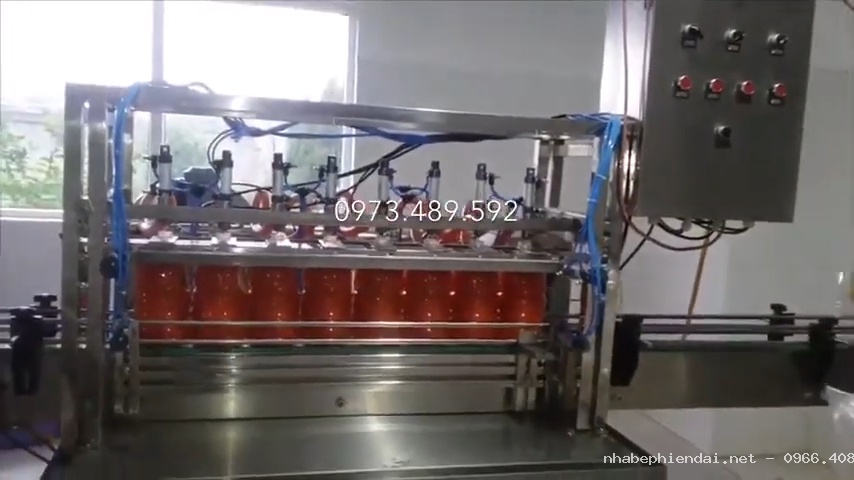 Dây Truyền Đóng Chai Tương Ớt, Chiết Rót Và Dập Nắp Tương Ớt
