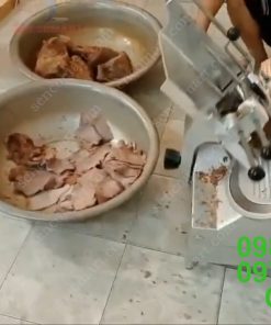 Máy Thái Thịt Chín Đông Lạnh SL300E - chi tiết máy 3