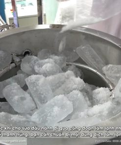 Máy nấu sữa đậu nành thanh trùng VinaOrganic năng suất 1000 chai/ngày - chi tiết máy 3