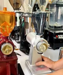 MÁY XAY CÀ PHÊ AKIRA M520A - chi tiết máy 3