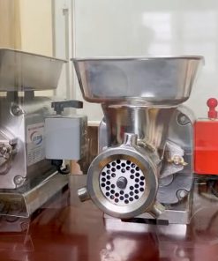 So sánh giá máy xay đùn thịt RY12 và AKS - chi tiết máy 3