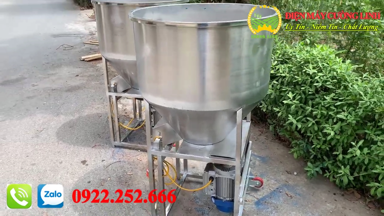 Máy trộn cám chăn nuôi trục đứng 100kg – trộn ngô, cám gạo, cám công nghiệp cho gia súc gia cầm
