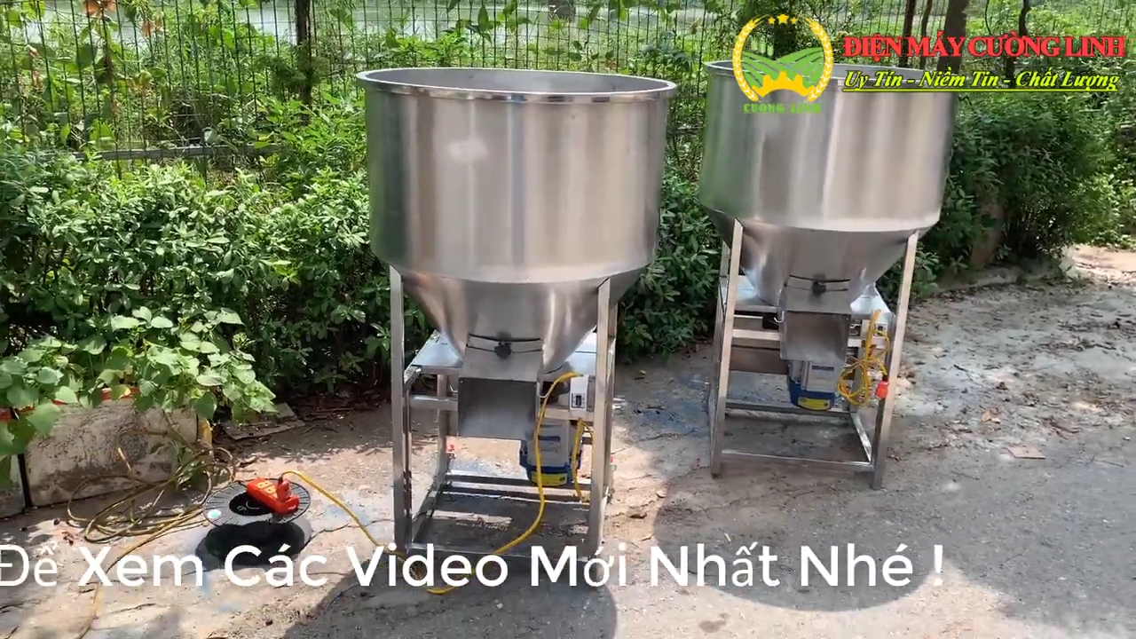 Máy trộn cám chăn nuôi trục đứng 100kg – trộn ngô, cám gạo, cám công nghiệp cho gia súc gia cầm