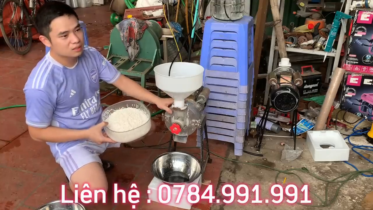 Máy xay bột gạo nước xay bột nếp làm bánh ướt và bột tẻ làm bánh đúc