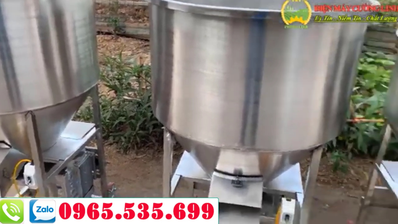 Máy trộn ngang công suất lớn dùng cho cám, bột khô và hỗn hợp chăn nuôi gia súc – gia cầm – thủy sản