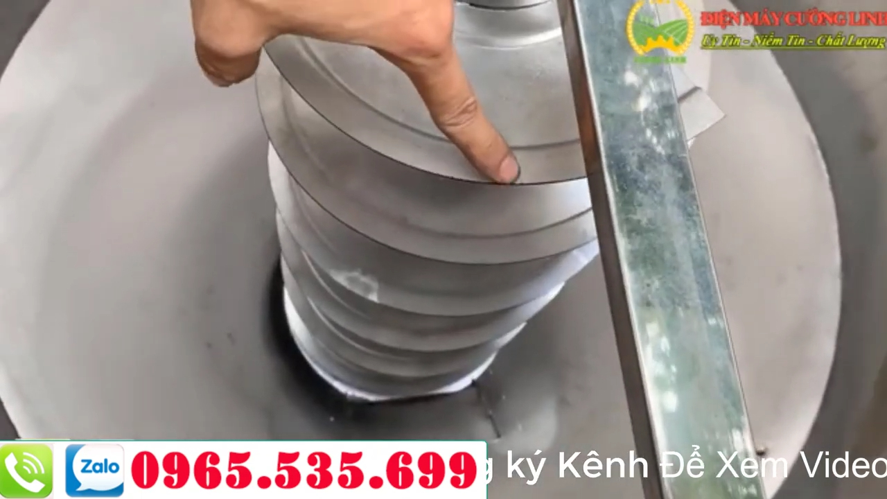 Máy trộn ngang công suất lớn dùng cho cám, bột khô và hỗn hợp chăn nuôi gia súc – gia cầm – thủy sản