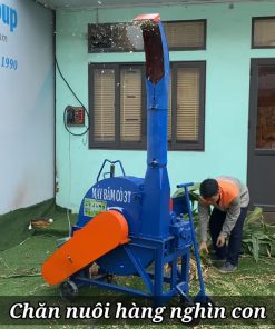 Máy Băm Cỏ Hiệu Quả Dùng Trong Các Trại Trâu Bò