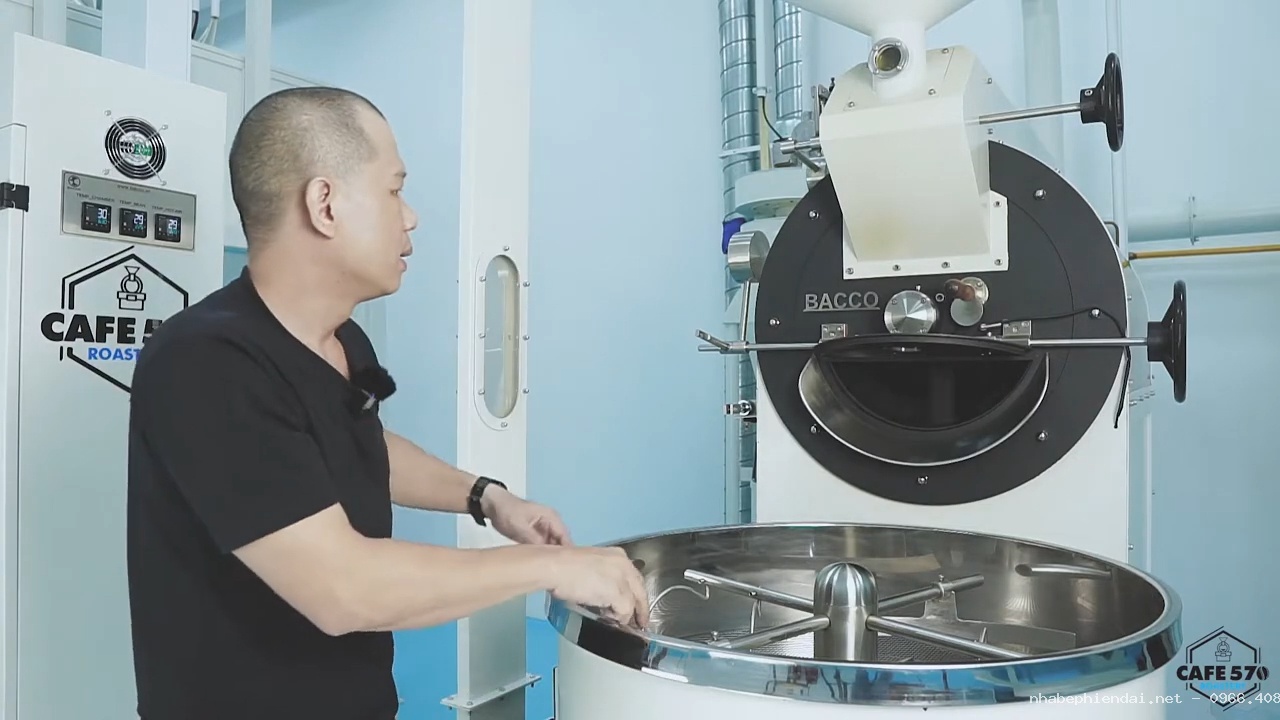 Nên mua máy rang cà phê cũ hay mới, rang cơ hay rang tự động