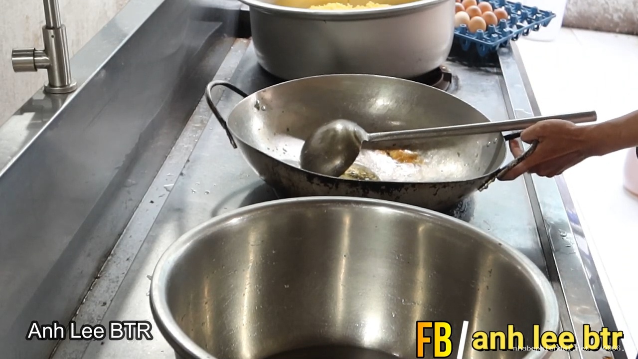 Hướng dẫn kỹ thuật xóc chảo như đầu bếp