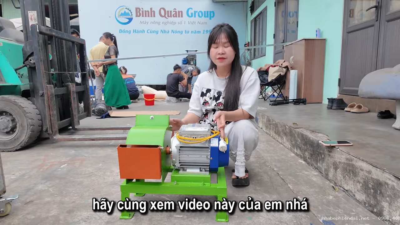 Máy băm cỏ mini C250 giá rẻ