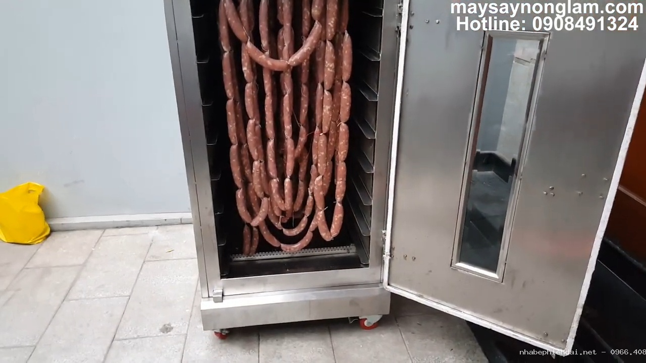 Máy sấy lạp xưởng 50kg – Giới thiệu máy sấy lạp sườn, xúc xích, thịt khô