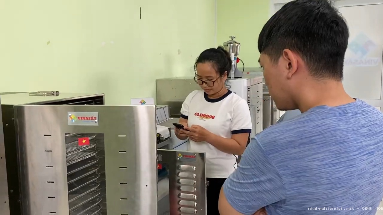 Máy sấy dẻo trái cây 30-300kg tươi mỗi mẻ