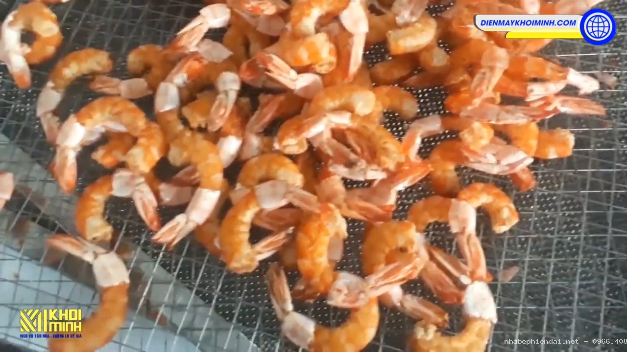 Sấy Khô Tôm Xẻ Nên Sử Dụng Máy Sấy Loại Nào Phù Hợp Nhất