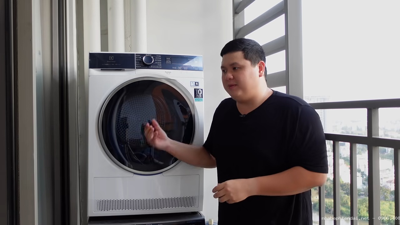 So sánh máy sấy thông hơi và máy sấy bơm nhiệt Heatpump