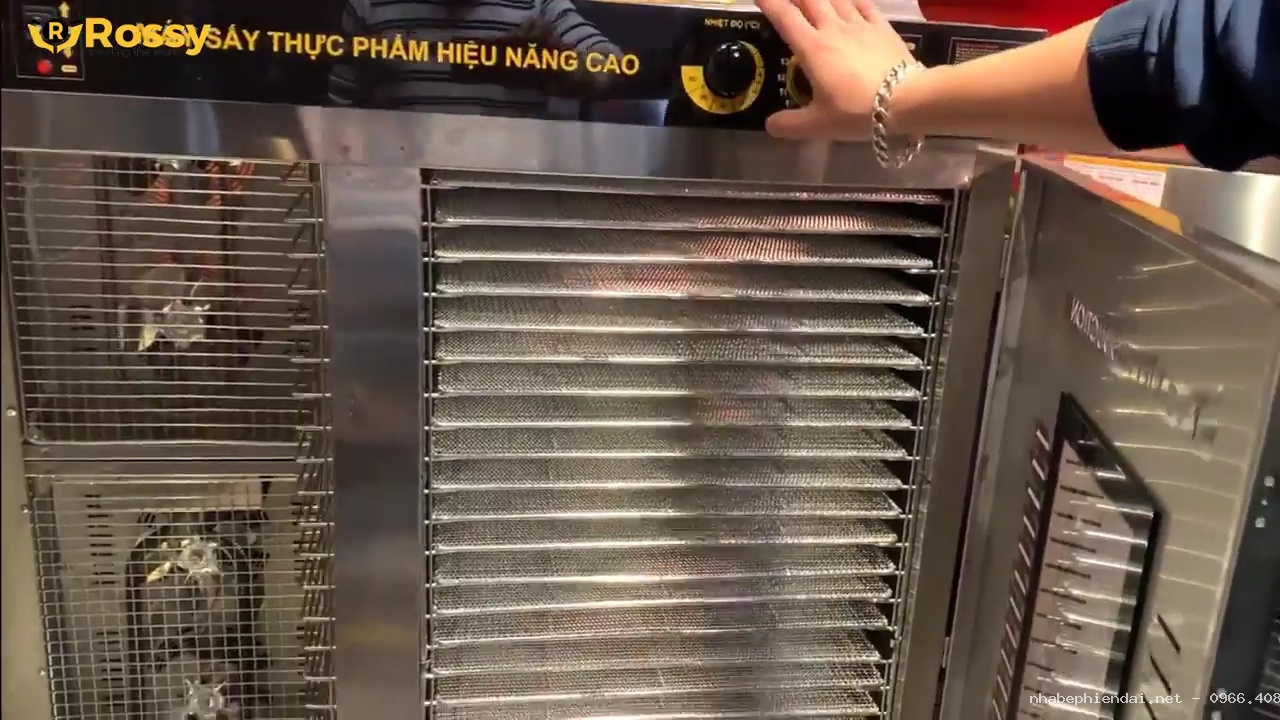Máy sấy thực phẩm Đức Việt 60 khay STP800I60K công suất lớn cho sản xuất