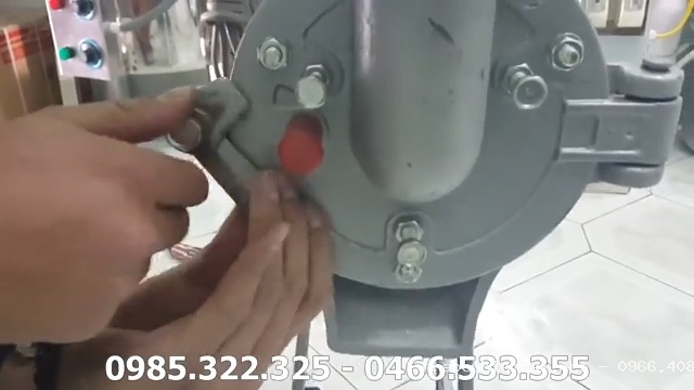 Máy Xay Bột Gạo – Hướng Dẫn Lắp Ráp Và Sử Dụng Máy Xay Nước Làm Bánh