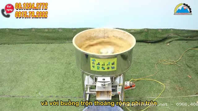 Tổng hợp máy trộn cám trục đứng đa năng