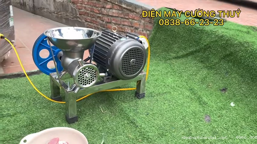 Máy xay sụn non – máy xay xườn lợn