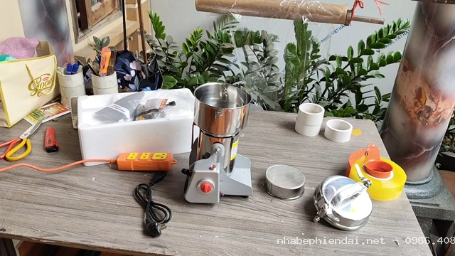 Kinh nghiệm chọn mua máy xay bột khô – máy xay thuốc bắc trước khi quyết định sử dụng