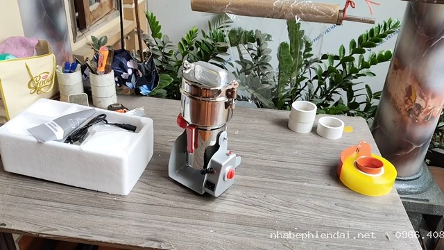 Kinh nghiệm chọn mua máy xay bột khô – máy xay thuốc bắc trước khi quyết định sử dụng