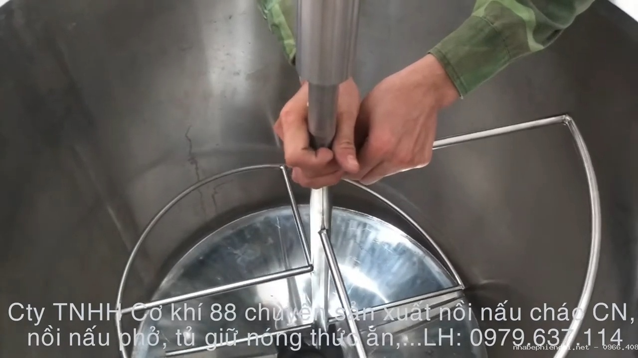 Nồi nấu gia nhiệt dầu 500L inox 3 lớp nấu dược liệu, cô thuốc bắc, nấu cám gia súc, cô đặc bồ kết - Hình 1 Nồi nấu gia nhiệt dầu 500L inox 3 lớp nấu dược liệu, cô thuốc bắc, nấu cám gia súc, cô đặc bồ kết - Hình 1