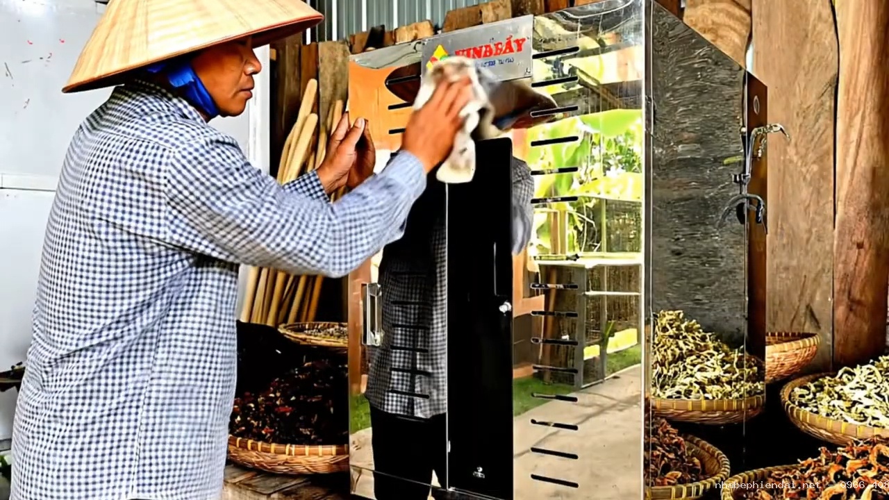 Máy sấy trái cây công nghiệp 20 khay