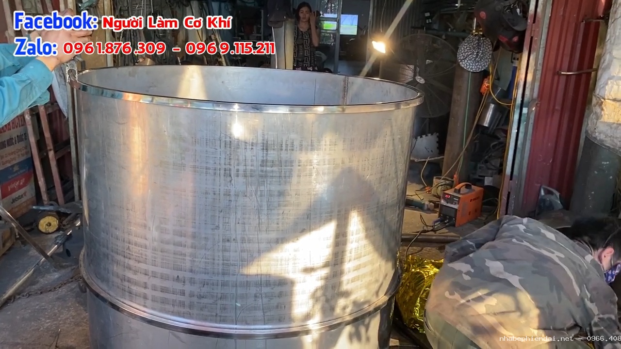 Nồi nấu cám lợn hơn 1 khối inox 304 dùng nhớt thải