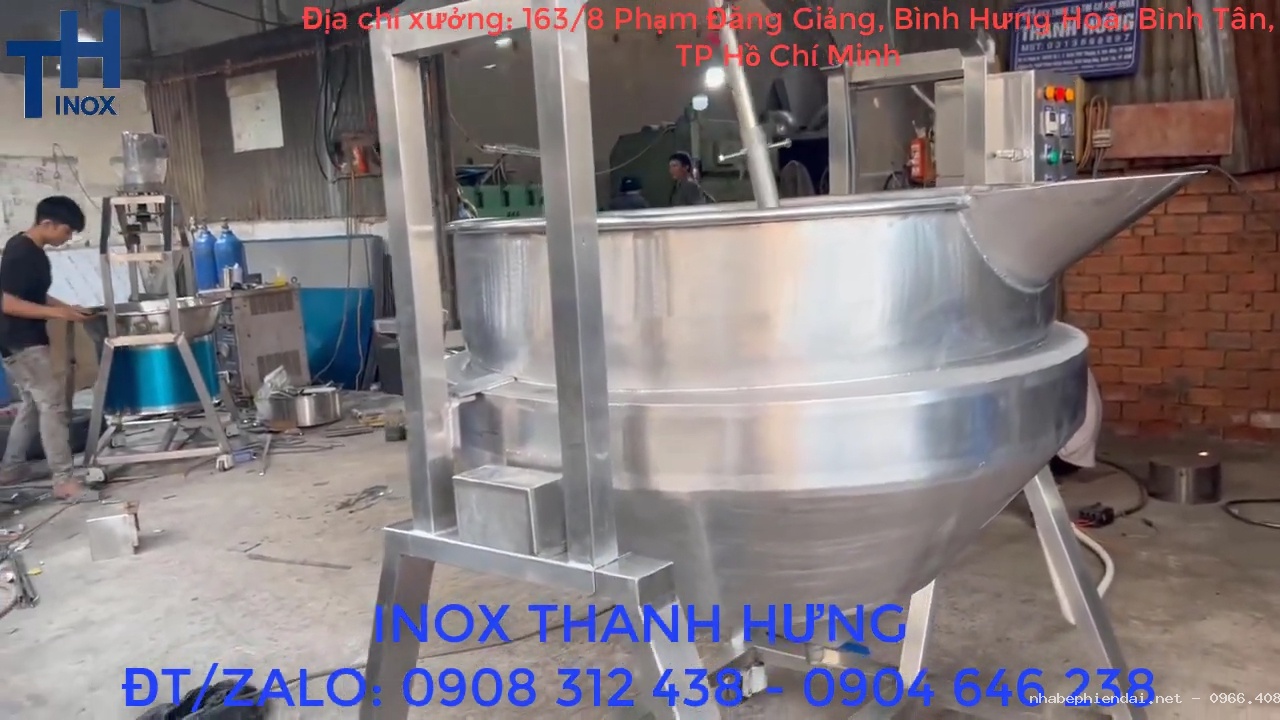 Chảo xào nhân công nghiệp 500 lít gia nhiệt cách thủy bằng dầu truyền nhiệt inox 304