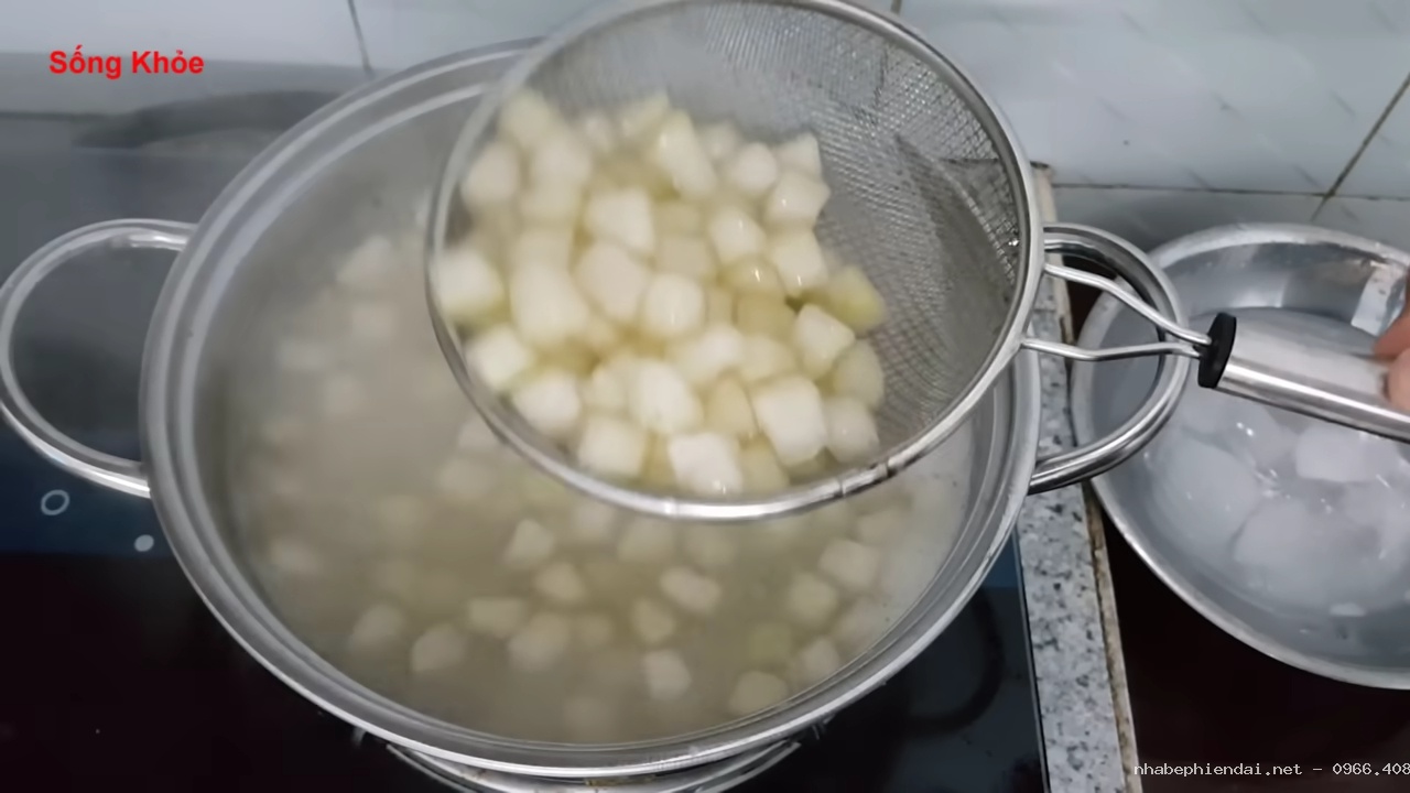 Cách nấu chè bưởi giòn ngon, không bị đắng tại nhà