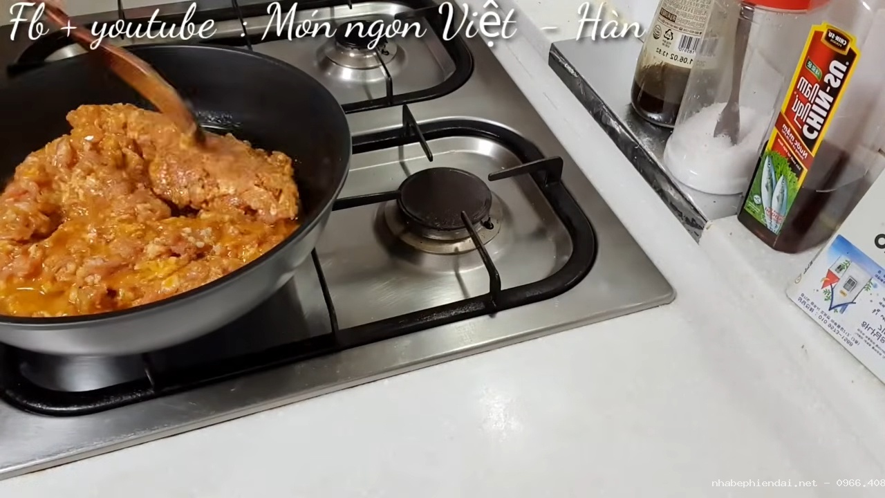 Cách làm thịt chưng mắm tép Hàng Bè Hà Nội thơm ngon, đậm vị, bảo quản lâu